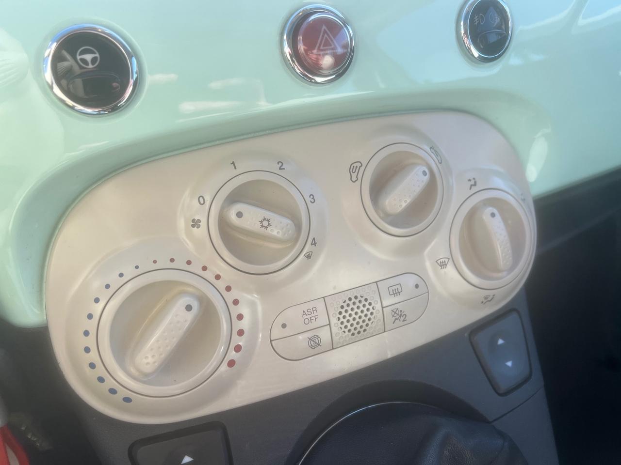 Fiat 500 1.3MJT 95CV Lounge LATTE E MENTA-2015