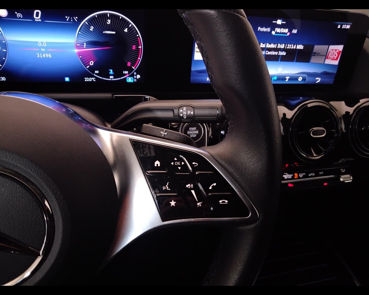 Mercedes-Benz GLA-H247 2023 - GLA 180 d Advanced auto