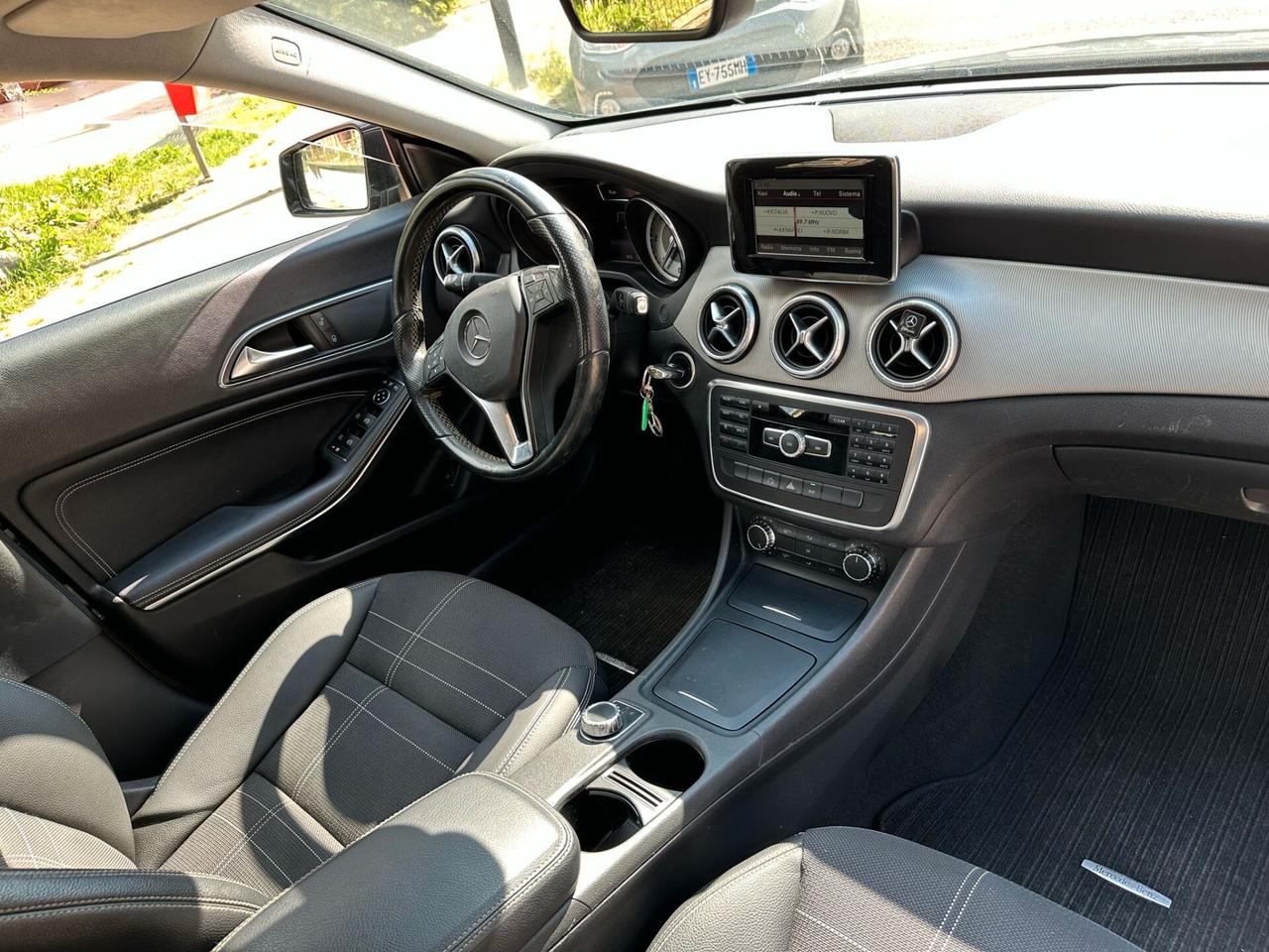 Mercedes-benz CLA 220 CLA 220 CDI Automatic Sport