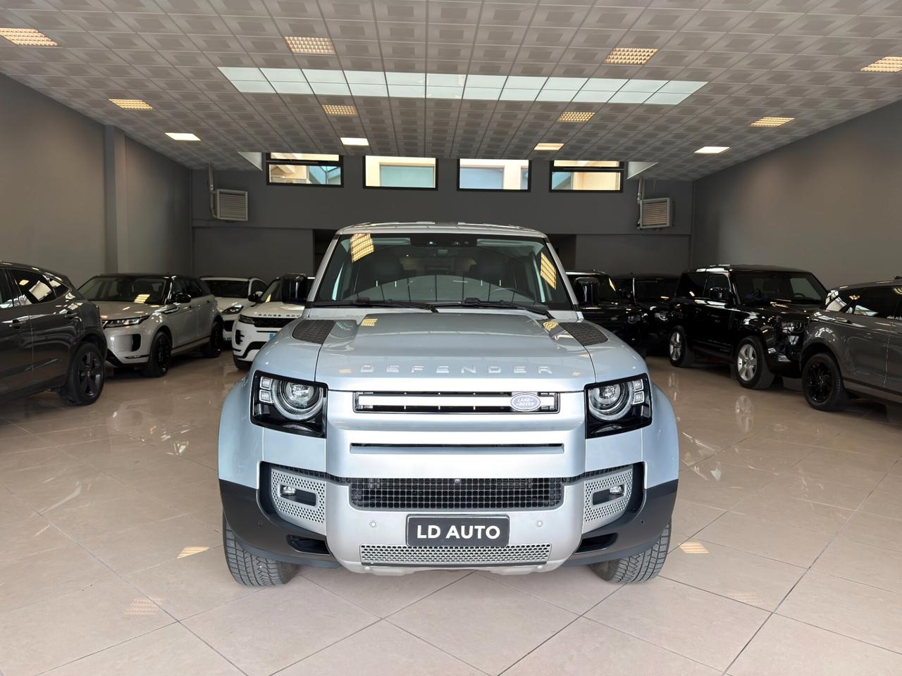Land Rover Defender 110 3.0D N1 AUTOCARRO GANCIO TRAINO