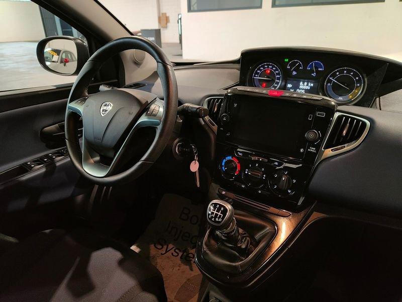 Lancia Ypsilon III 2021 1.0 FireFly Hybrid 70cv Platino S&S