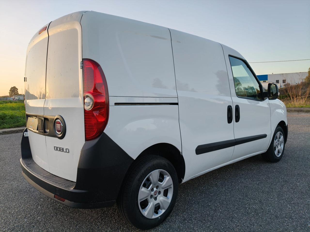 Fiat doblo cargo 1.6 FINANZIABILE con GARANZIA