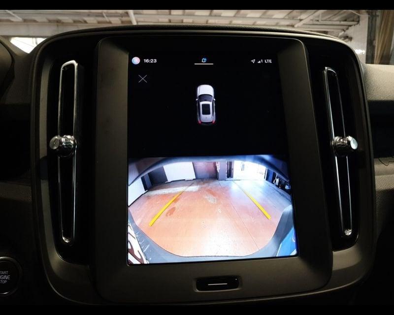 Volvo XC40 (2017-->) B3 automatico Essential