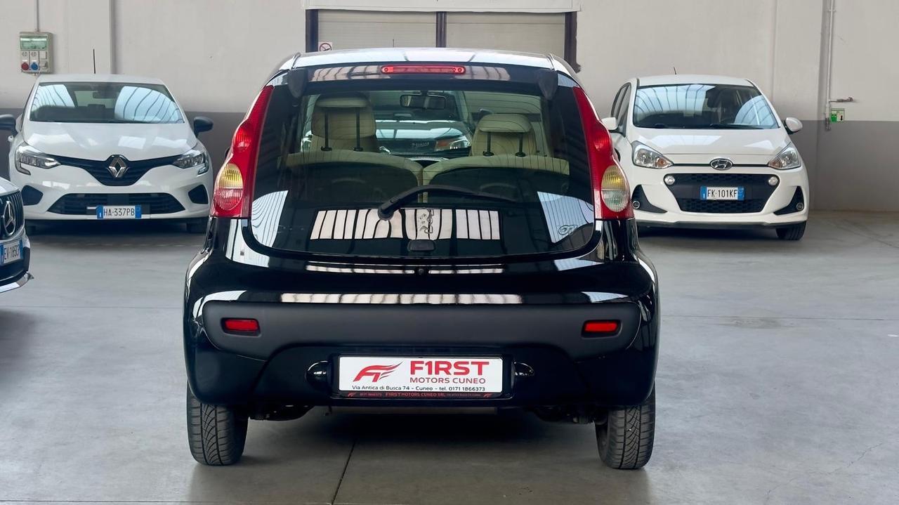 Peugeot 107 1.0 68CV 3p. Sweet Years