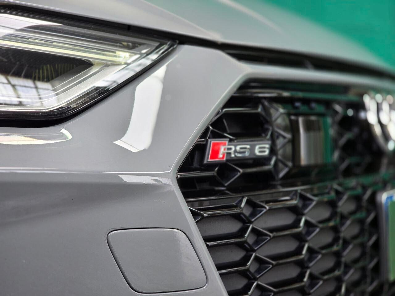 Audi RS6 RS 6 Avant 4.0 TFSI V8 quattro tiptronic