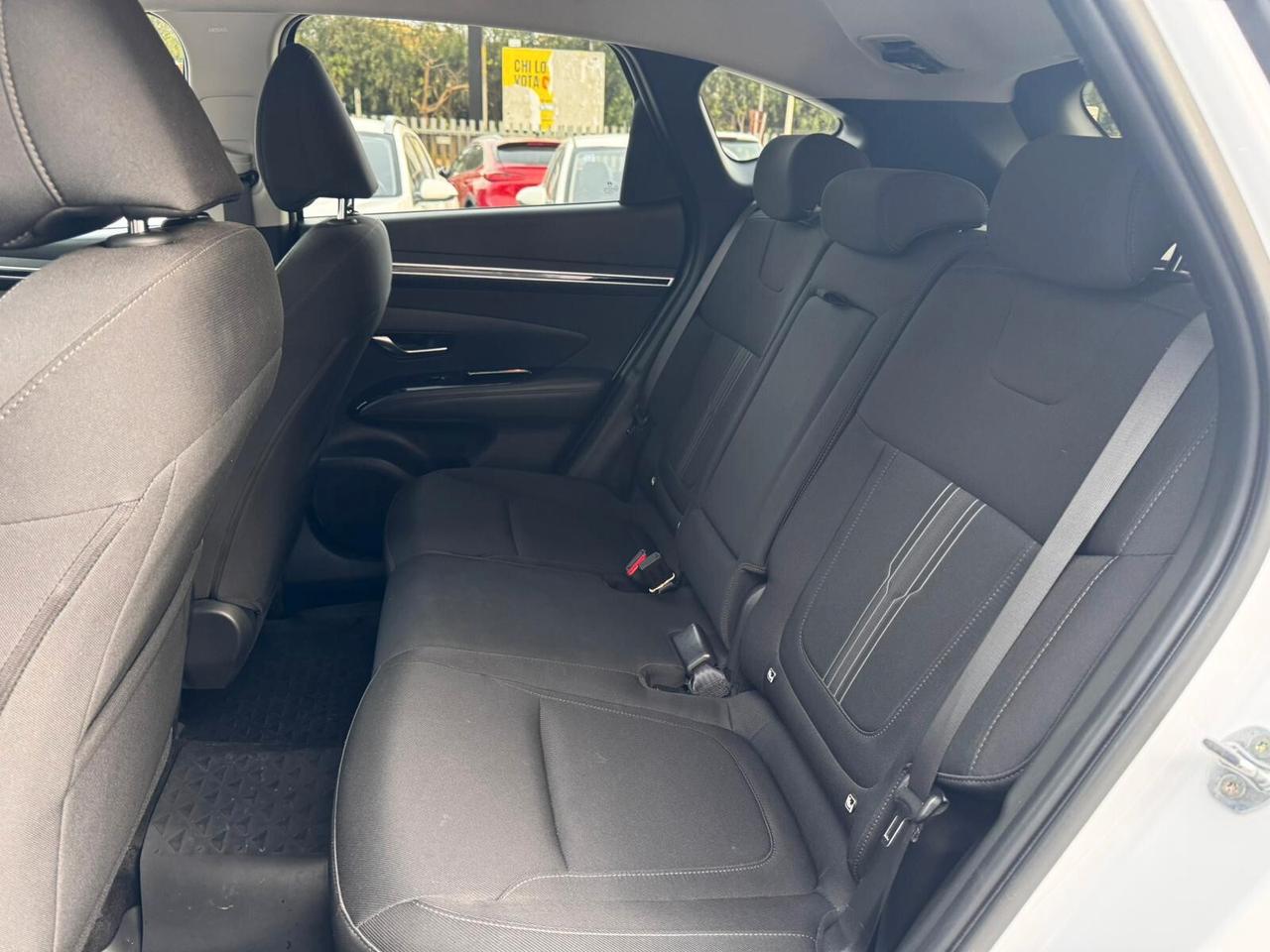 HYUNDAI TUCSON 1.6 DIESEL MHEV 136CV AUTOMATICO