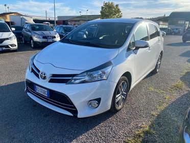 TOYOTA Verso 1.6 D-4D Style