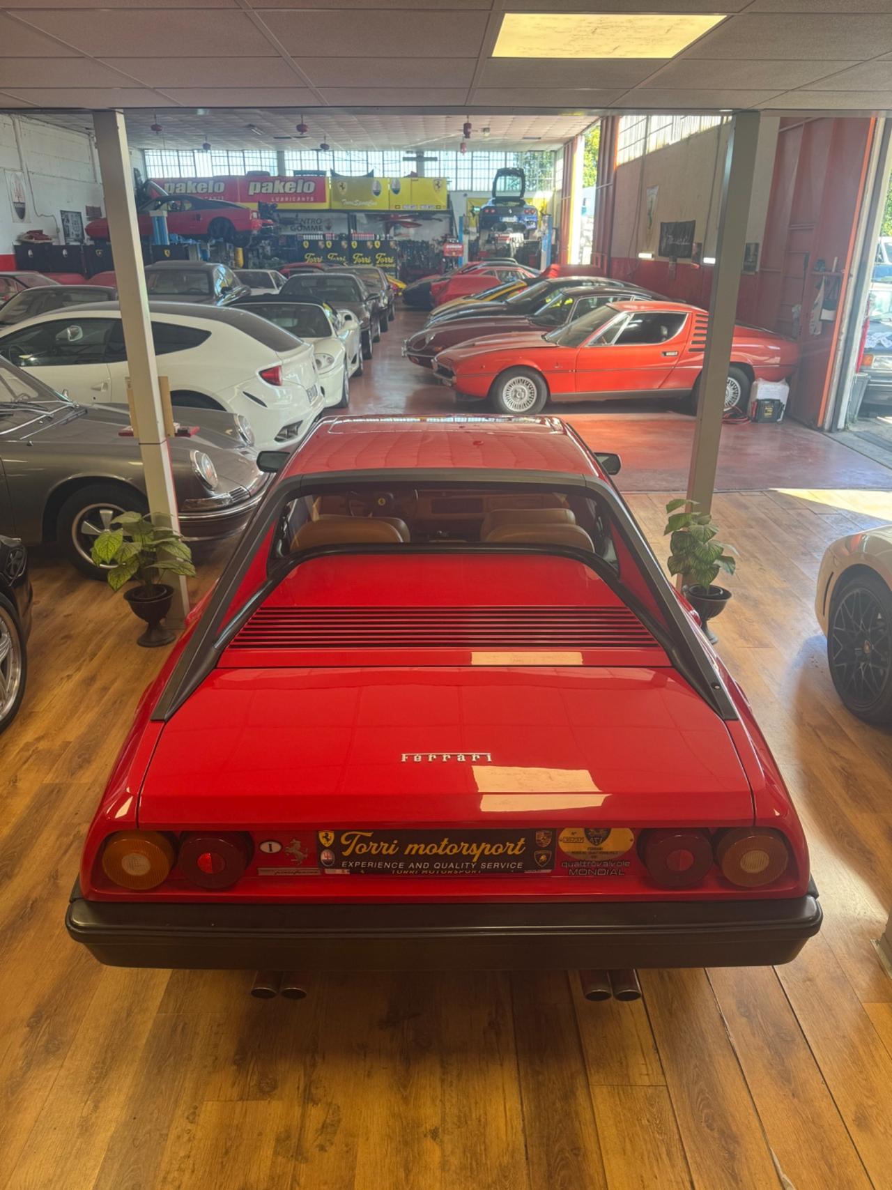 Ferrari Mondial 3.0 Quattrovalvole Da vetrina PERMUTE