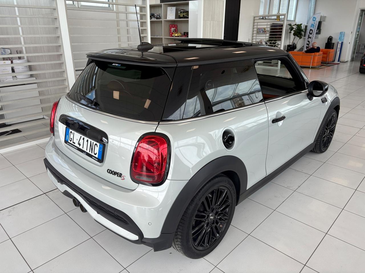 Mini Mini 2.0 Cooper S Yours 3p. Auto