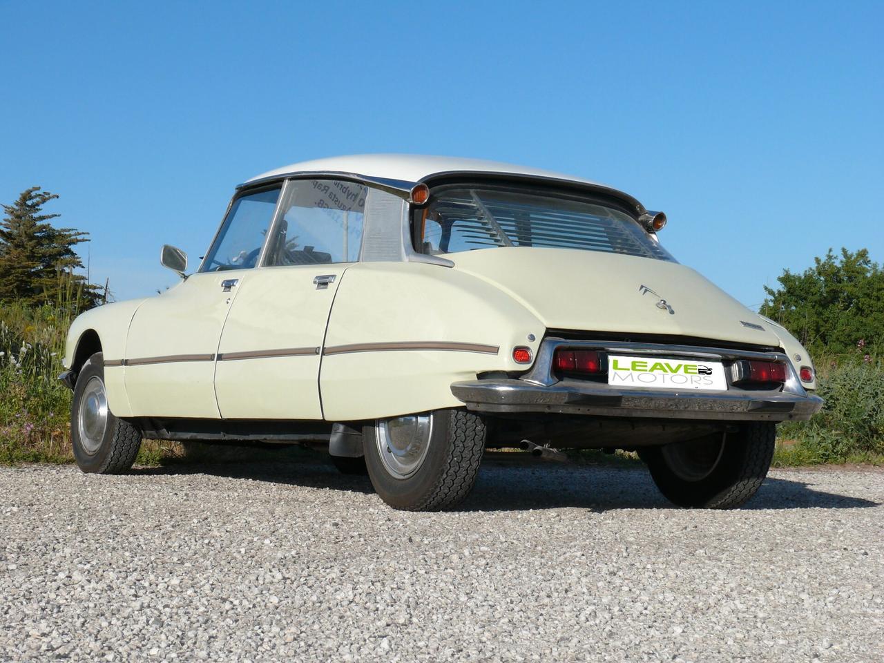 Citroen DS SUPER (M1145)