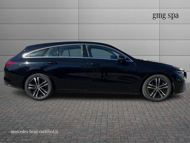 Mercedes-Benz CLA Shooting Brake 180 d Advanced auto