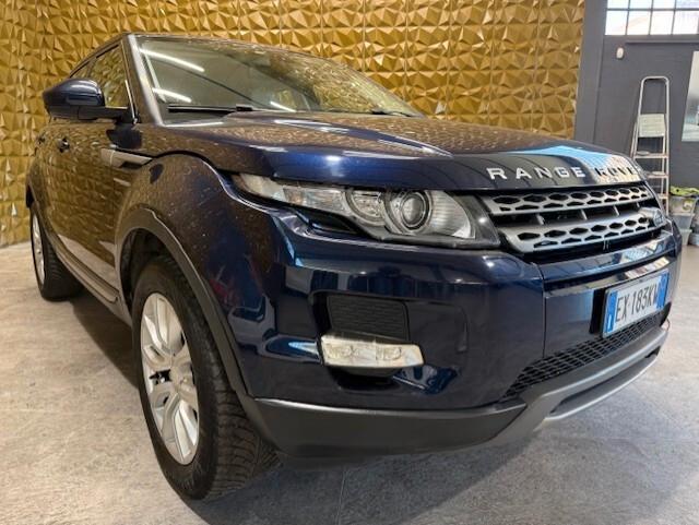 Land Rover Range Evoque 2.2 TD4 5p. Pure