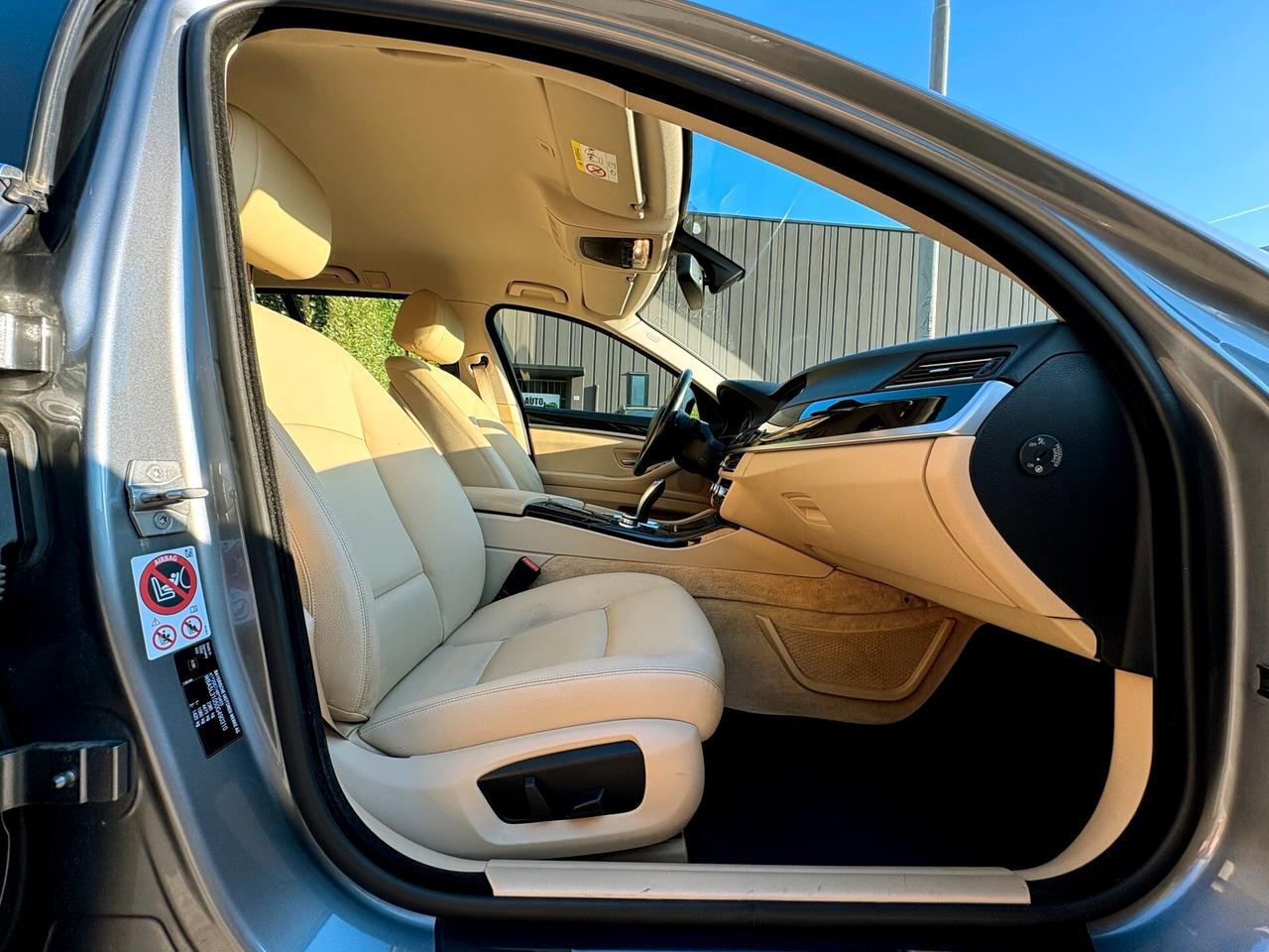 BMW 520D sw aut-128000km-EURO 6-Pelle Beige-2017