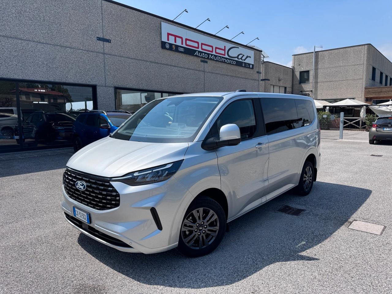 Ford Tourneo Custom 2.0 EcoBlue 170 CV Titanium PELLE IVA ESPOSTA