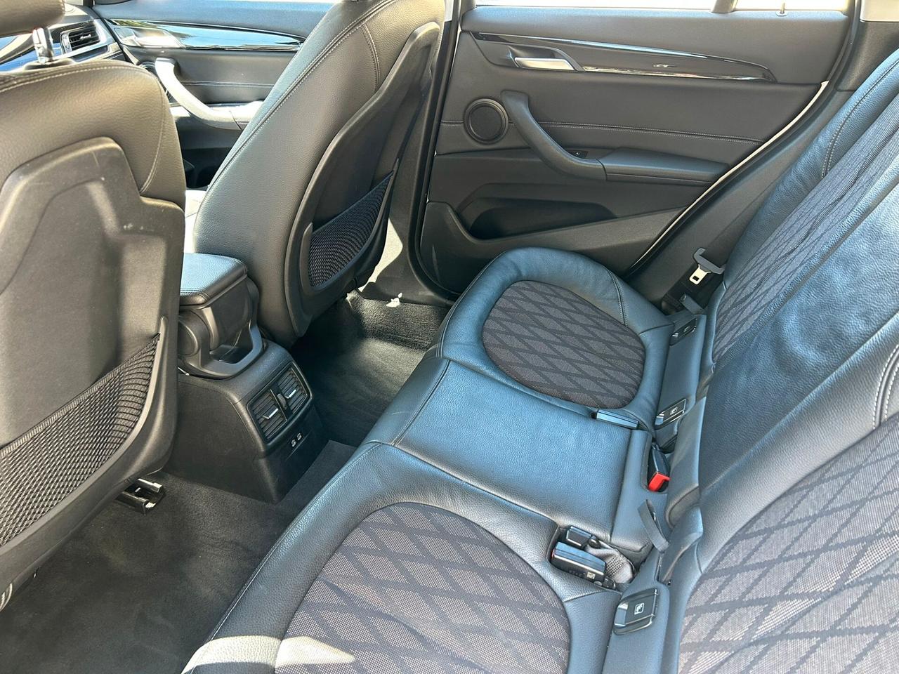 Bmw X1 sDrive18d xLine Plus NAVI PRO