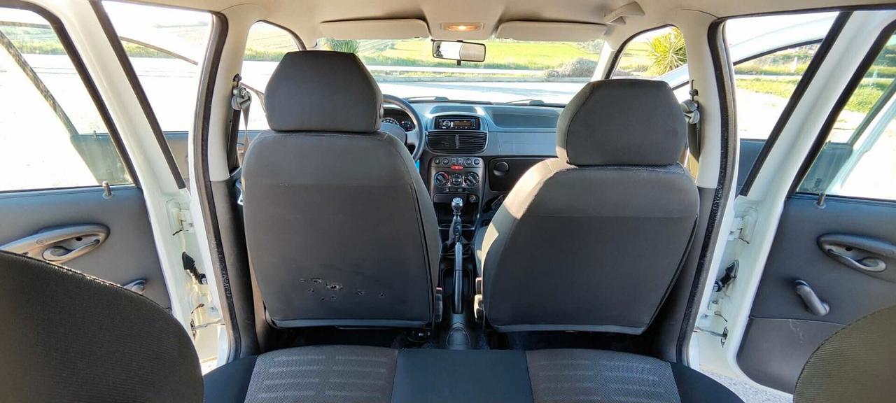 Fiat Punto Classic 1.2 5 porte Natural Power Active