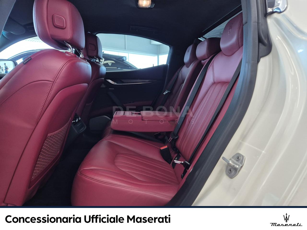 Maserati Ghibli 3.0 v6 bt s q4 410cv auto