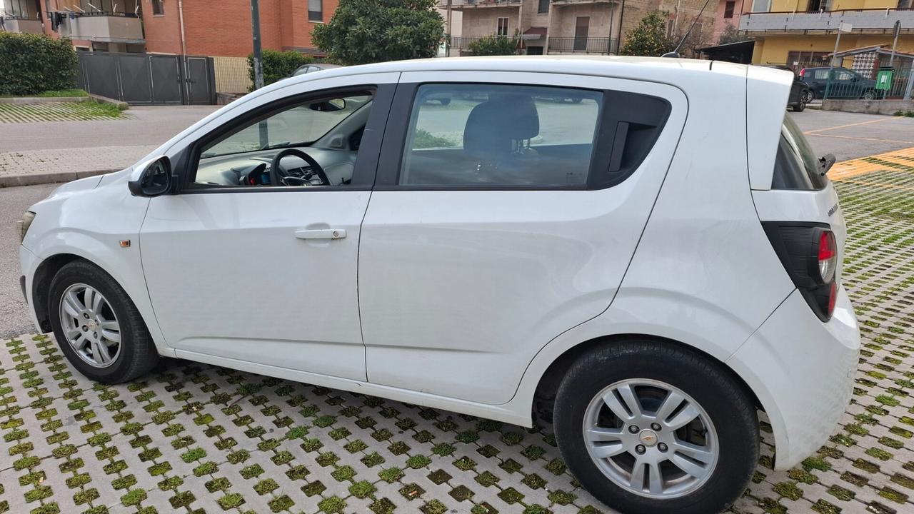 Chevrolet Aveo 1.2 86CV GPL 5 porte LT 147.000 Km 2.900 €, a ...
