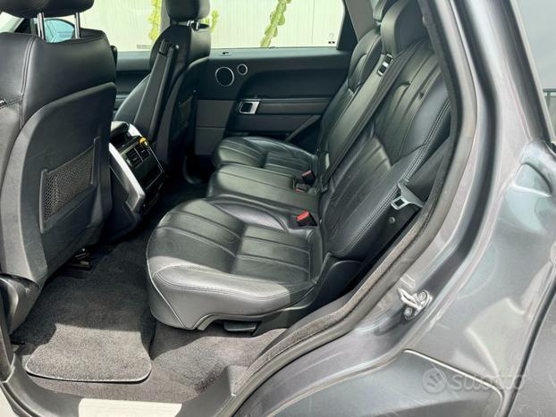 LAND ROVER Range Rover Sport 3.0 TDV6 HSE Dynami