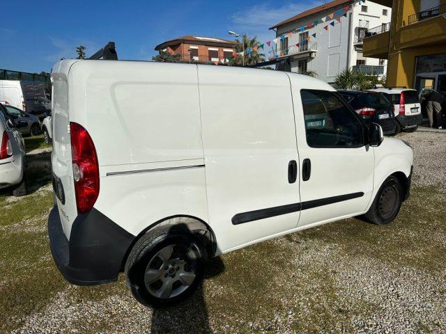 FIAT DOBLO 1.6 MJT DPF Argento