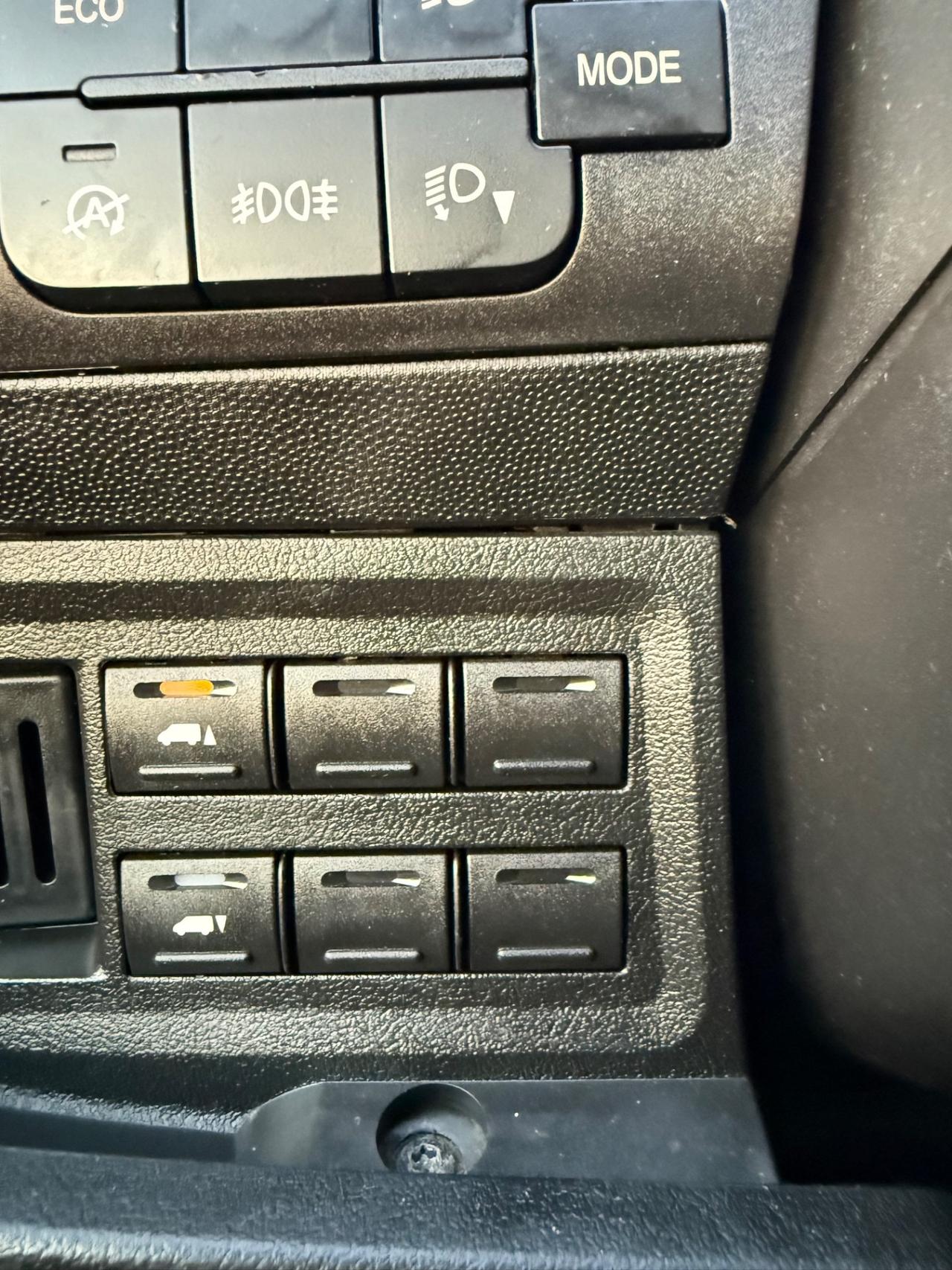 Fiat Ducato centinato con sponda idraulica