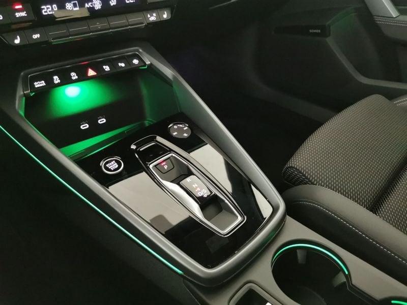 Audi A3 allstreet 35 2.0 tdi Identity Contrast s-tronic