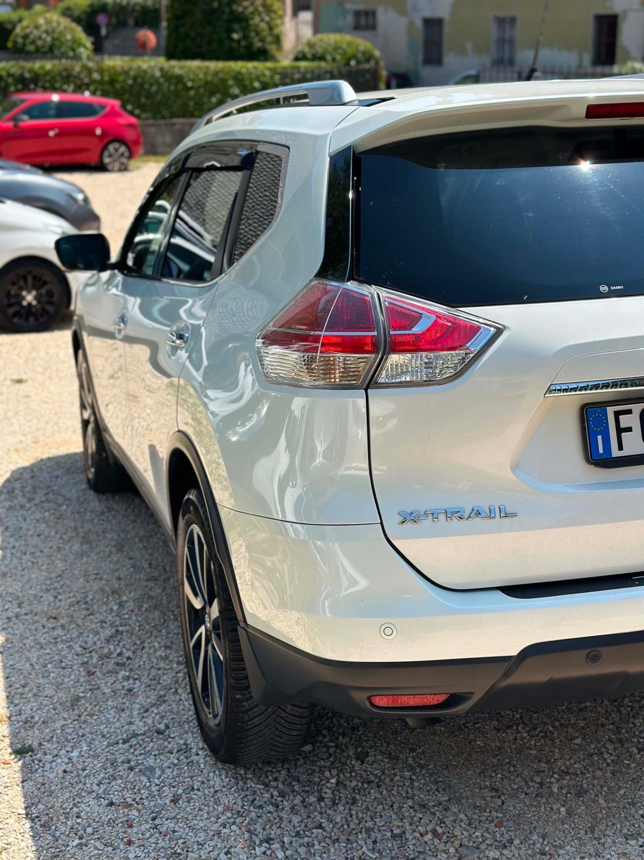 Nissan X-TRAIL 1.6 dCi TEKNA EU6B TETTO FULLOPT KMCERT
