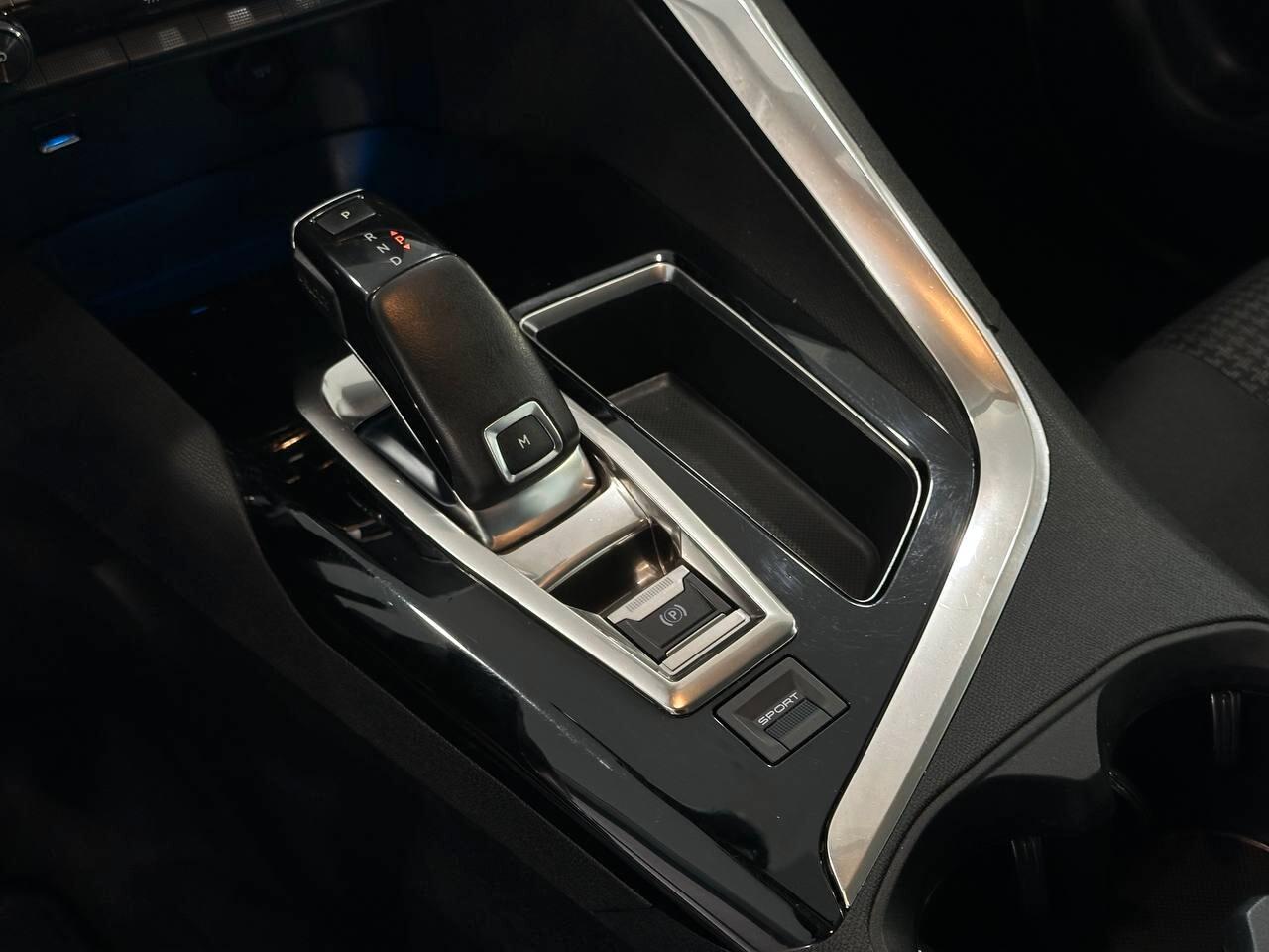 Peugeot 3008 BlueHDi 130 S&S EAT8 Allure