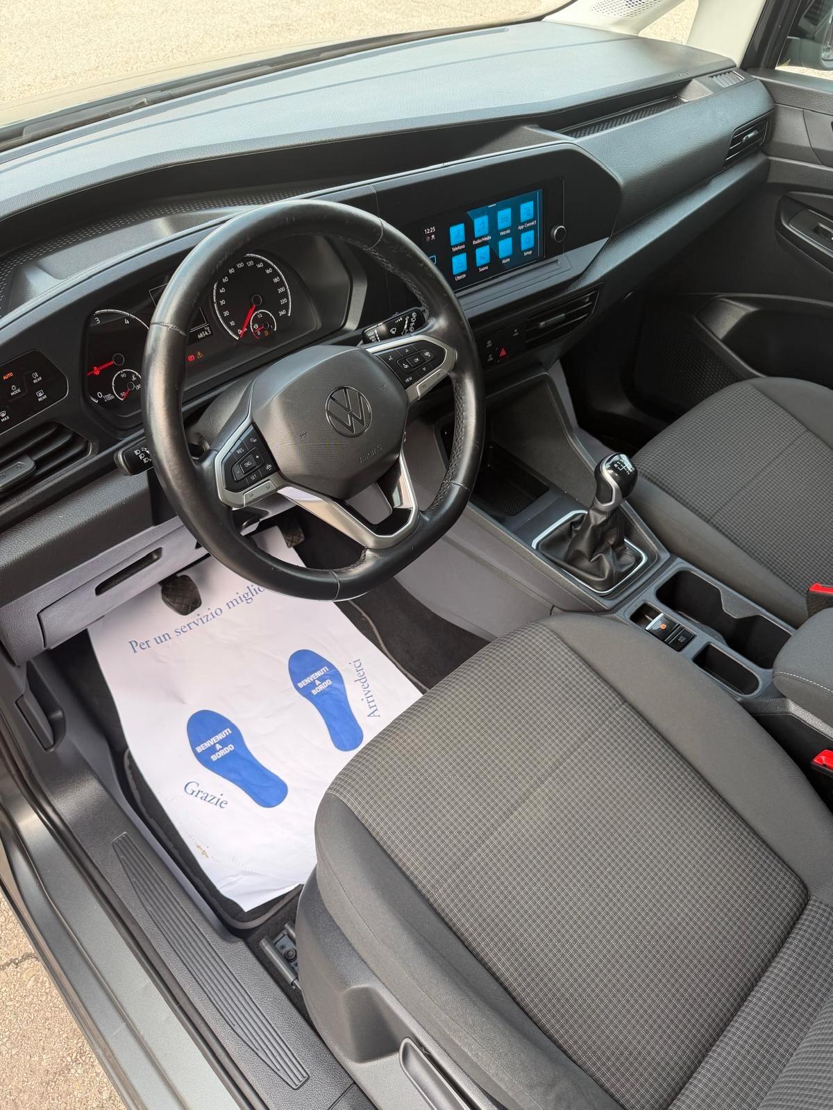 Volkswagen Caddy Pianale Ribassato 2.0 TDI 102 CV Space Maxi 7 POSTI DUE PORTIERE SCORREVOLI