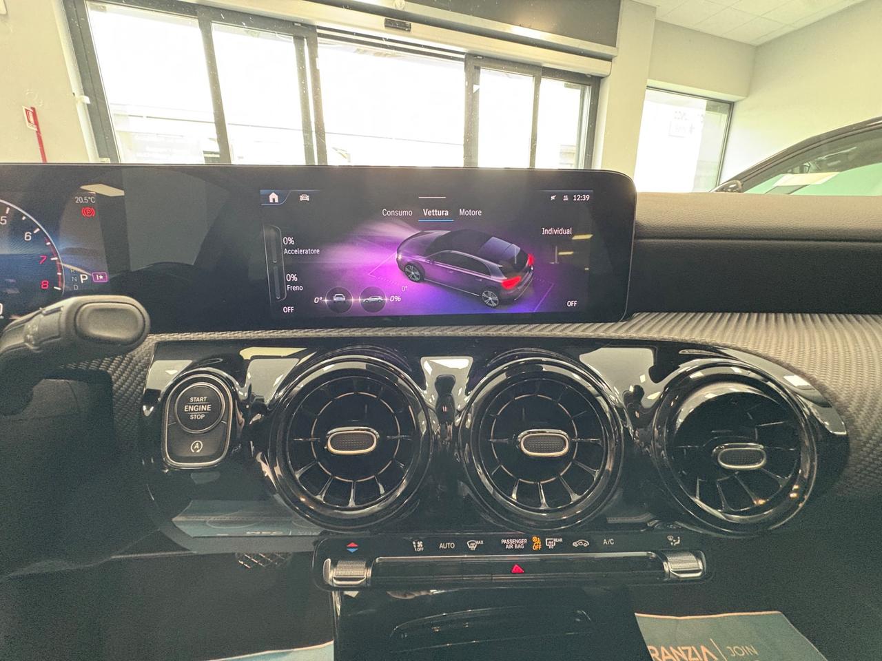 Mercedes A 180 1.4 benzina 136cv 2023 km 91000
