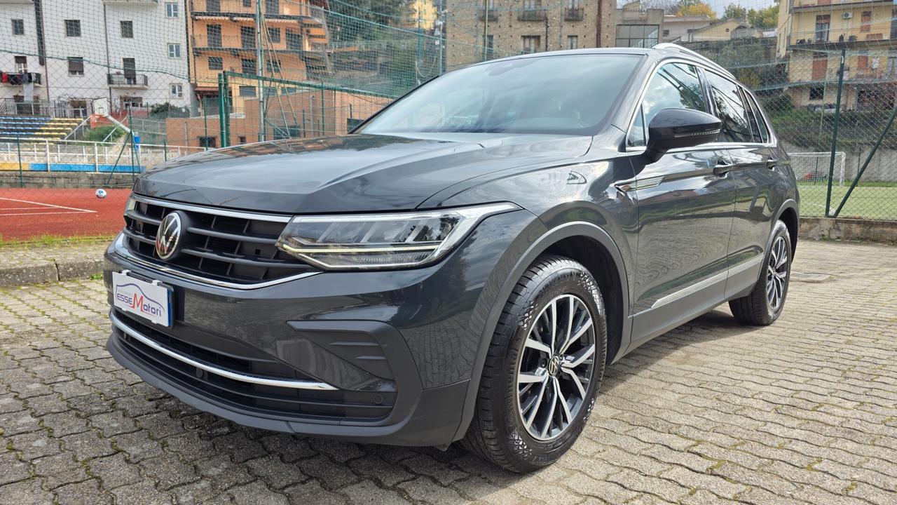 Volkswagen Tiguan 2.0 TDI 150 CV SCR DSG Elegance