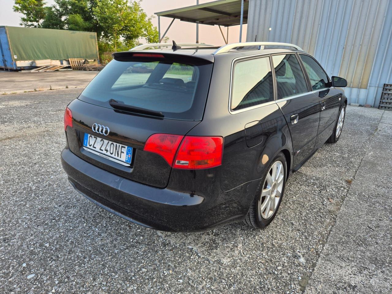 Audi A4 2.0 16V TDI Avant Top