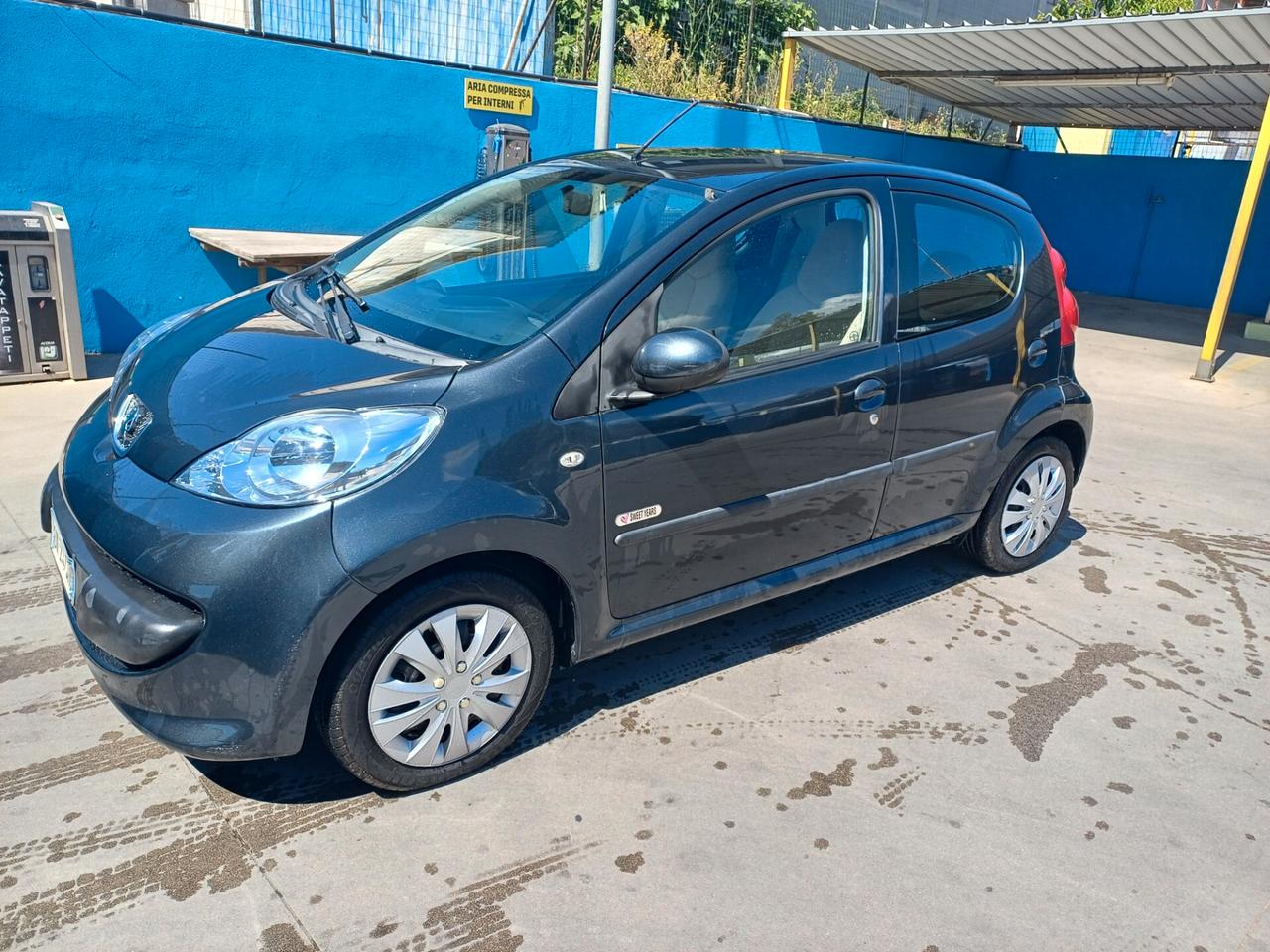 Peugeot 107 1.0 68CV 5p. Sweet Years 2008