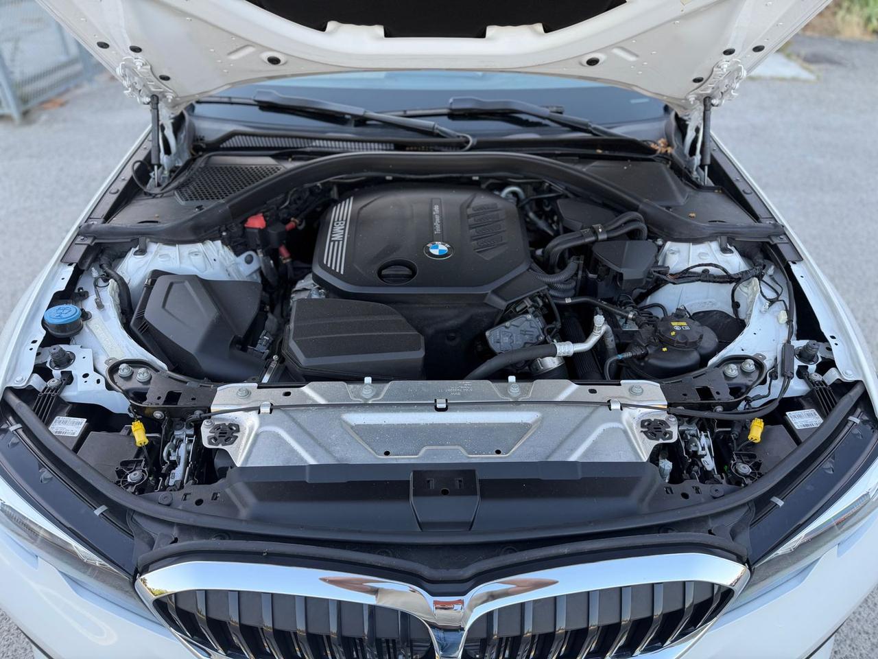 Bmw 318 Luxury 318 d #11369