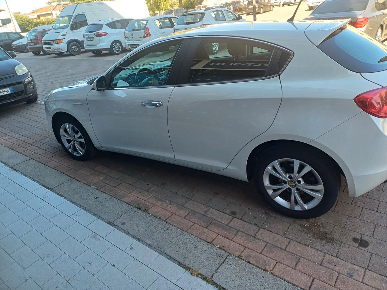 Alfa Romeo Giulietta 1.6 JTDm-2 105 CV Veloce 2013