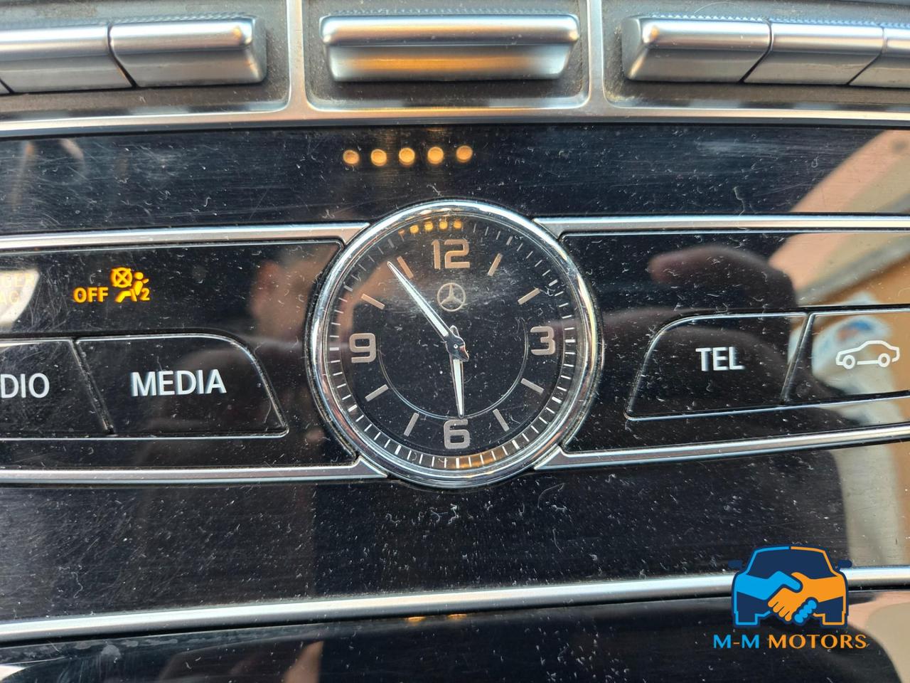 Mercedes E 220 Premium Plus