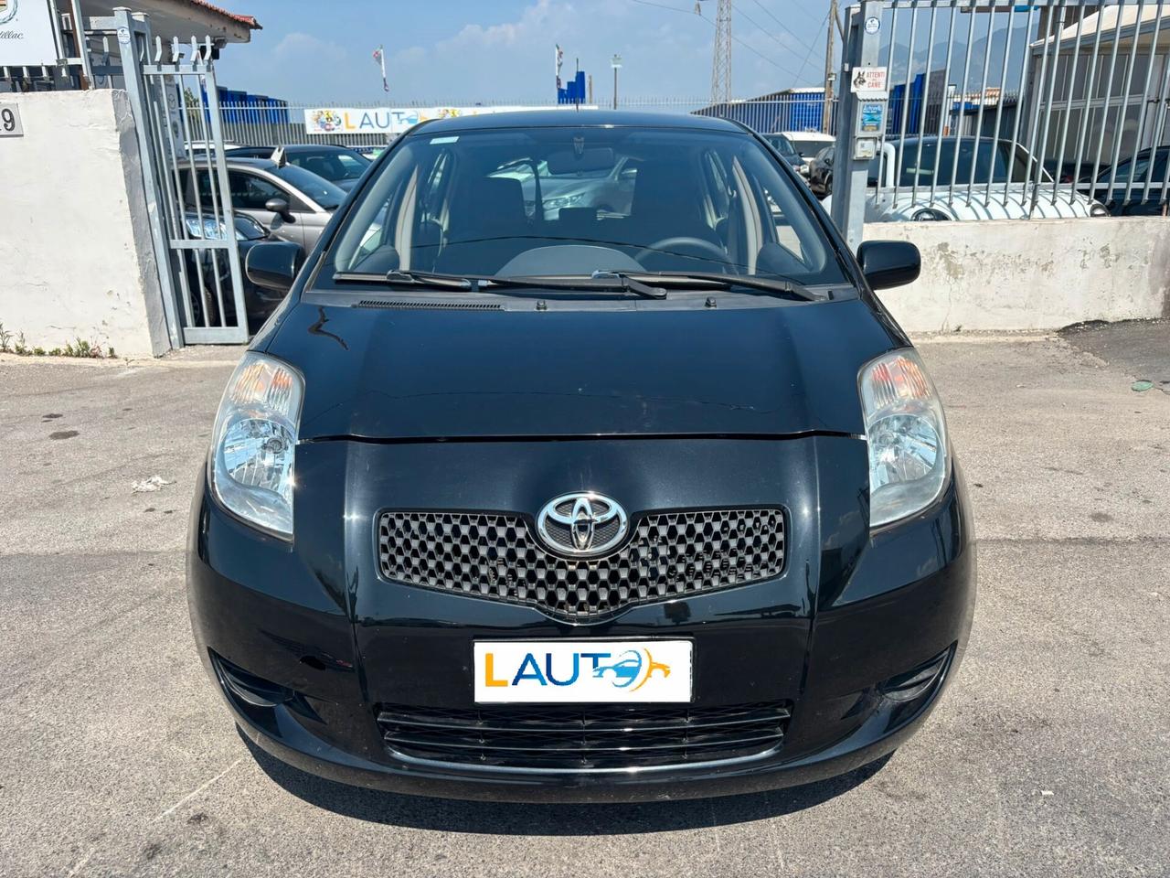 Toyota Yaris CAMBIO AUTOMATICO