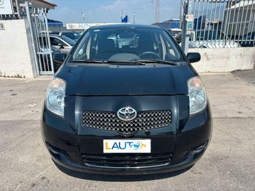 Toyota Yaris CAMBIO AUTOMATICO