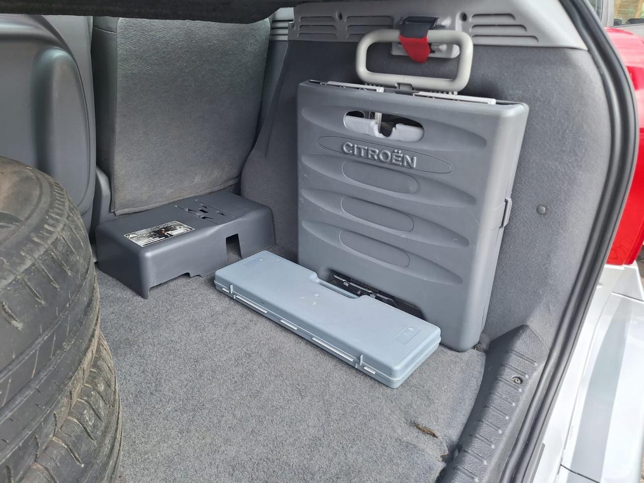 Citroen Xsara Picasso 1.6 benzina, pezzi di RICAMBI