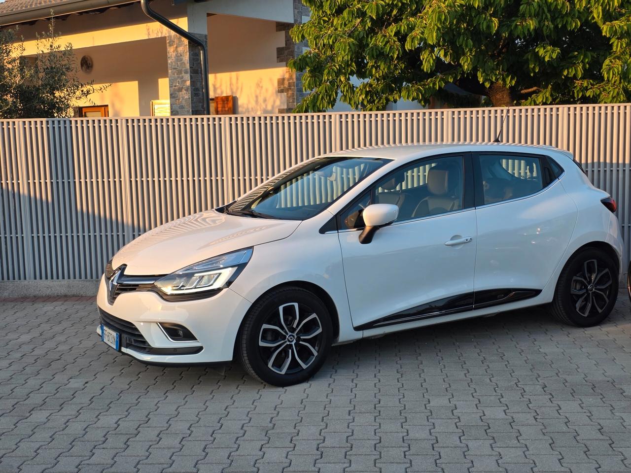 Renault Clio Sport perfetta e garantita 12 mesi