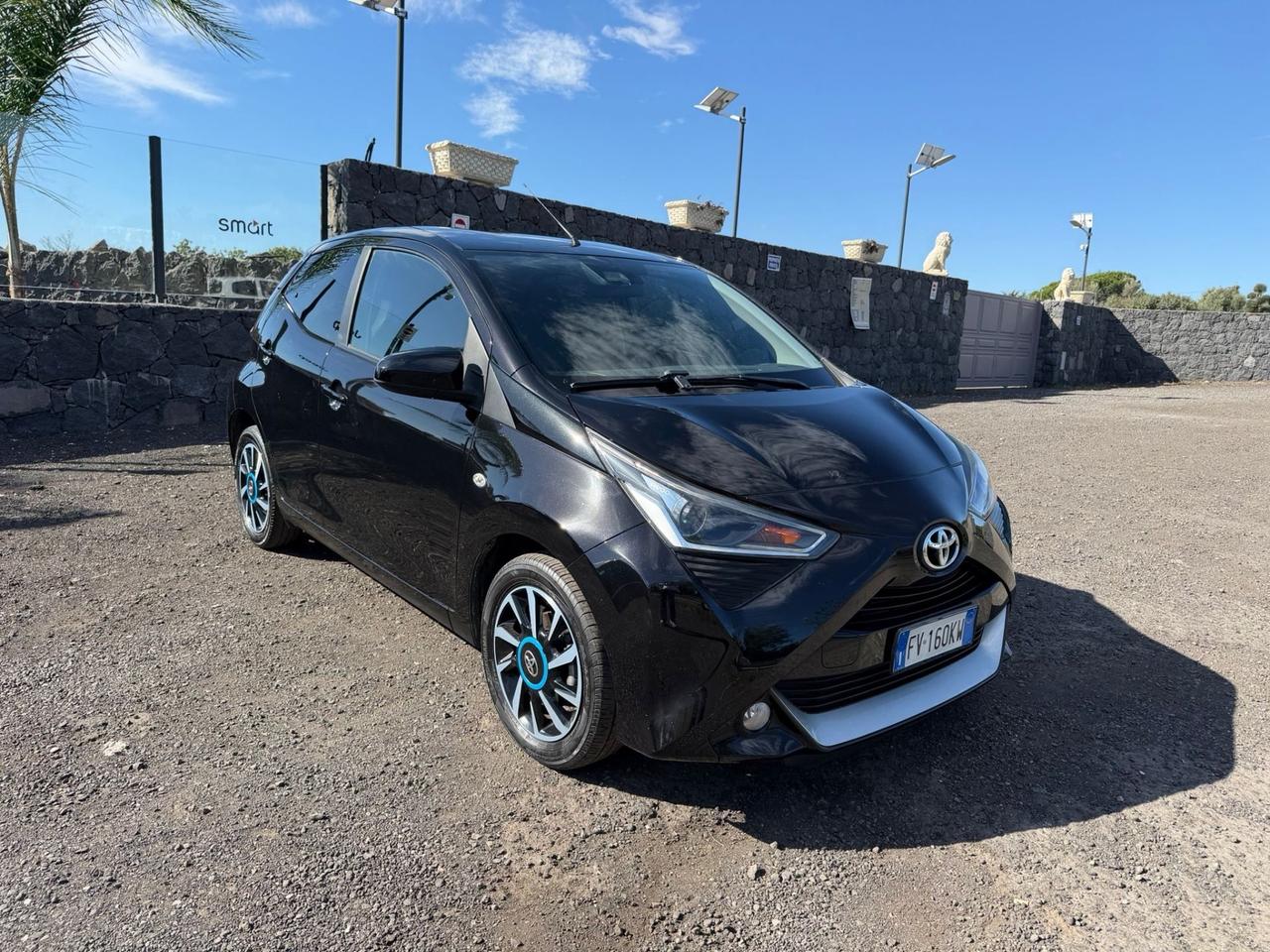 Toyota Aygo 1.0 VVT-i 72 CV 5 porte x-clusiv