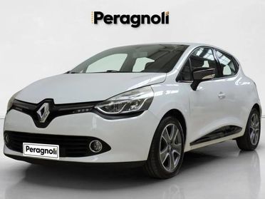 RENAULT Clio 1.2 75CV 5 porte Live