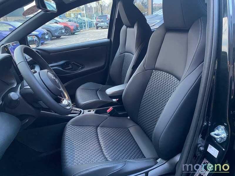 Toyota Yaris 1.5h 130 Lounge