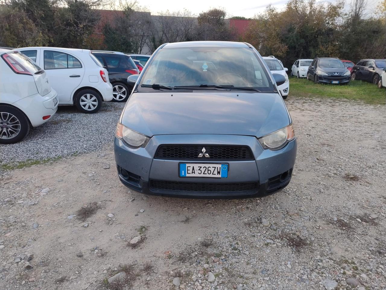 Mitsubishi Colt 1.1 12V 5p. Invite