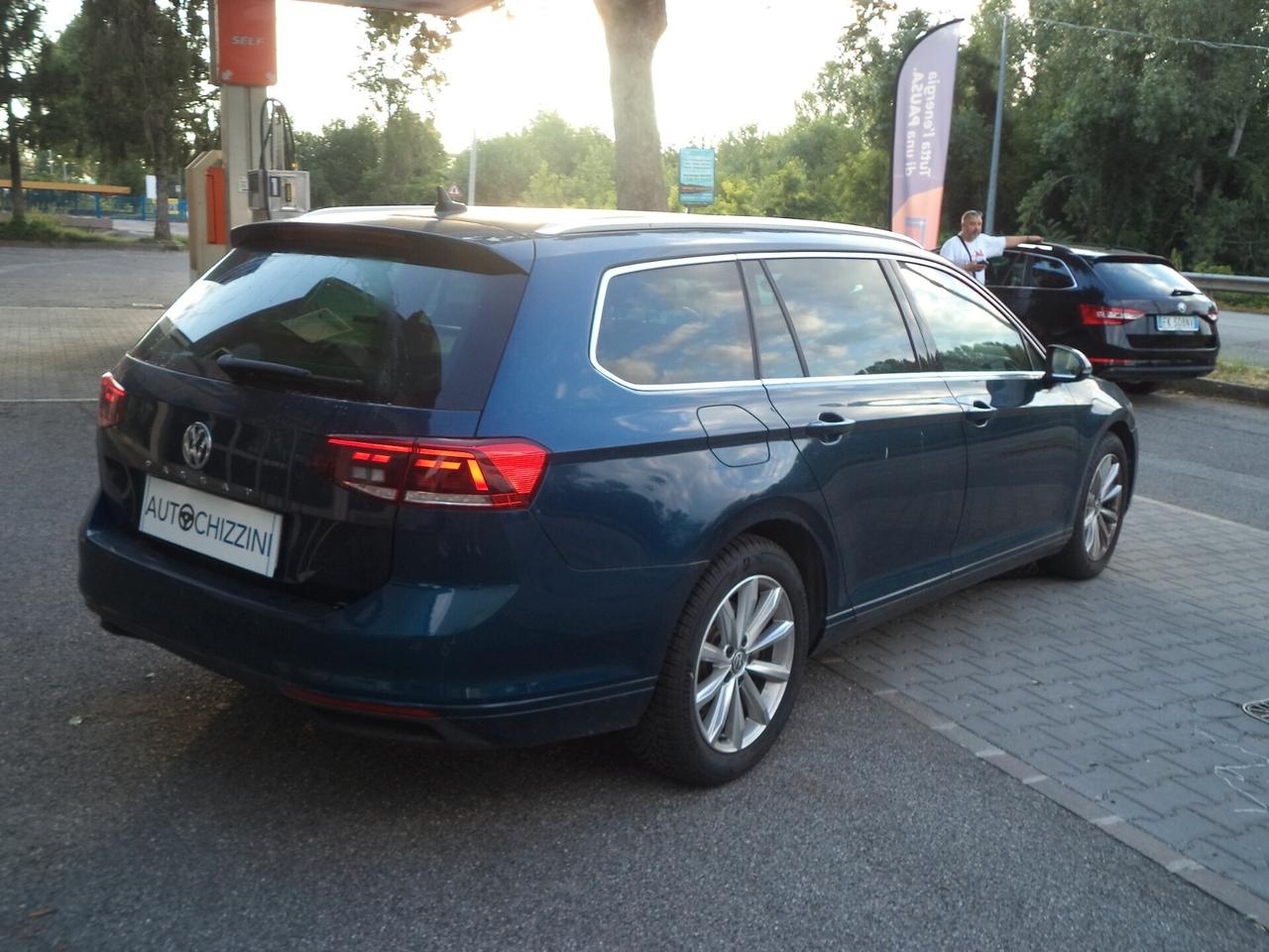 Volkswagen Passat Variant 1.6 TDI SCR DSG Business BMT