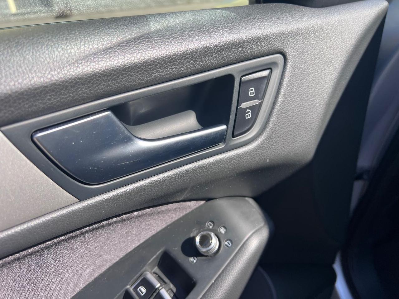 Audi Q5 2.0 TDI Advanced #10692