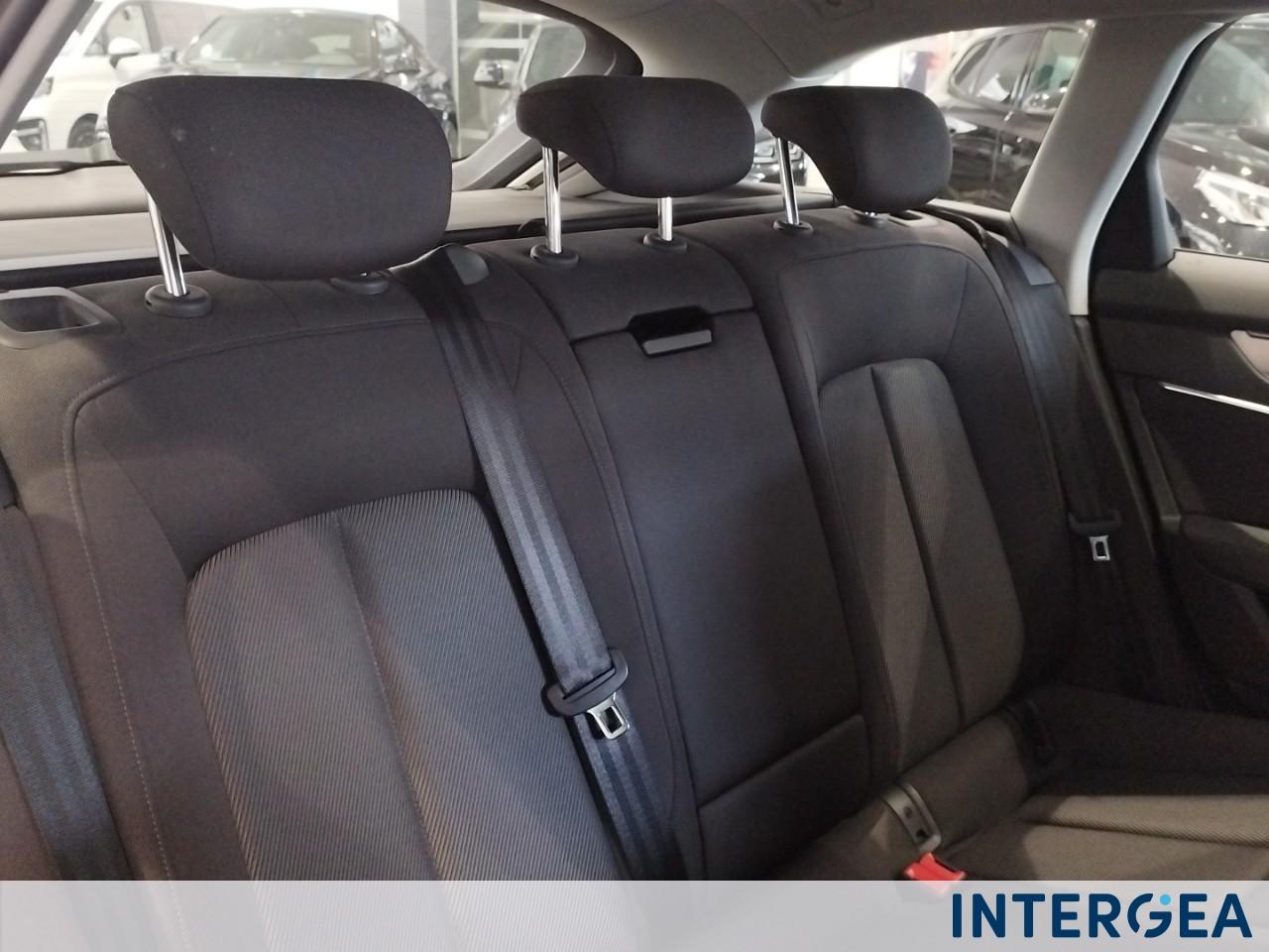 AUDI A6 Avant 40 2.0 tdi mhev Business Sport s-tronic