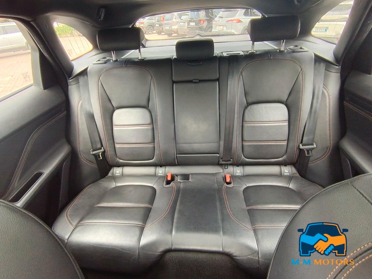 Jaguar F-Pace 2.0d Portfolio awd 180cv auto