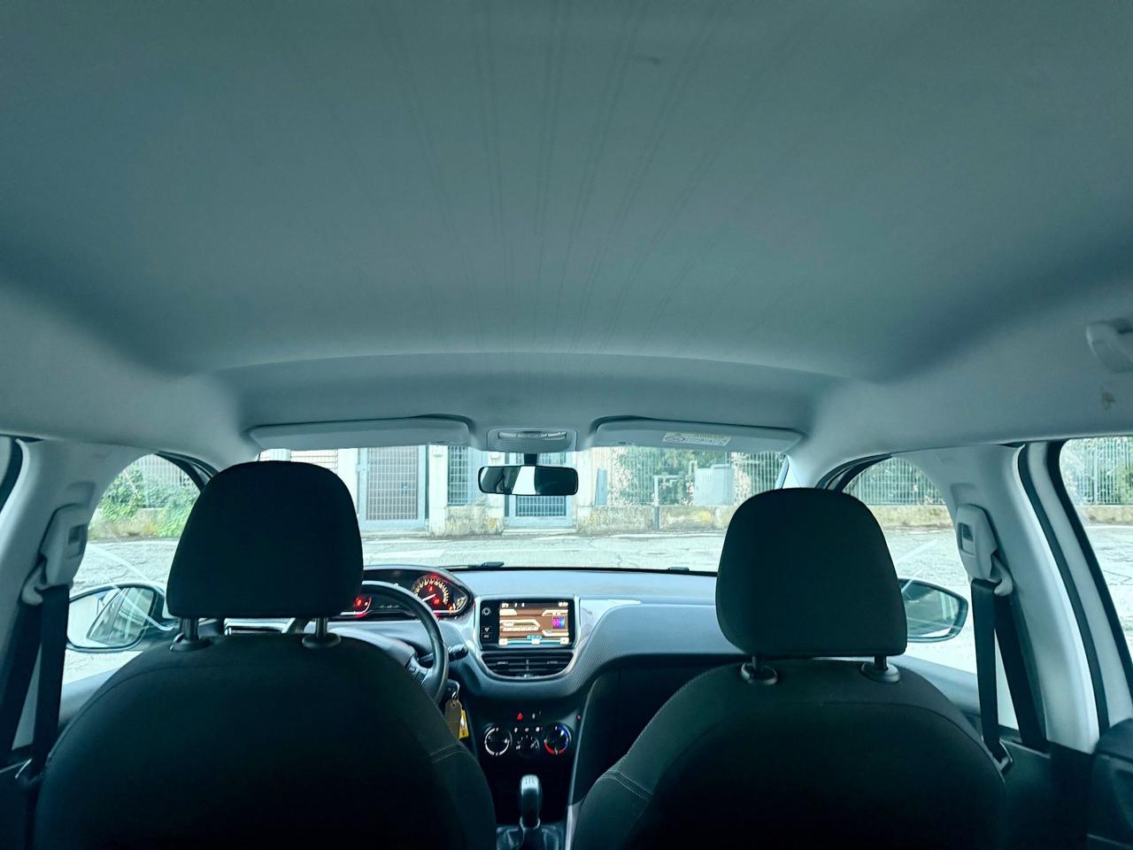 Peugeot 2008 1.6 e-HDi 2014 120.000km per neopatentati