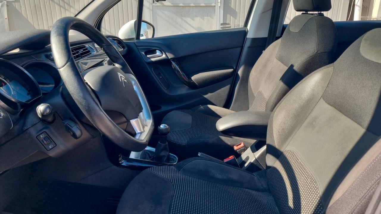 Citroen C3 1.2 VTi 82 Exclusive-82CV-60KW-BENZINA-EURO5B-